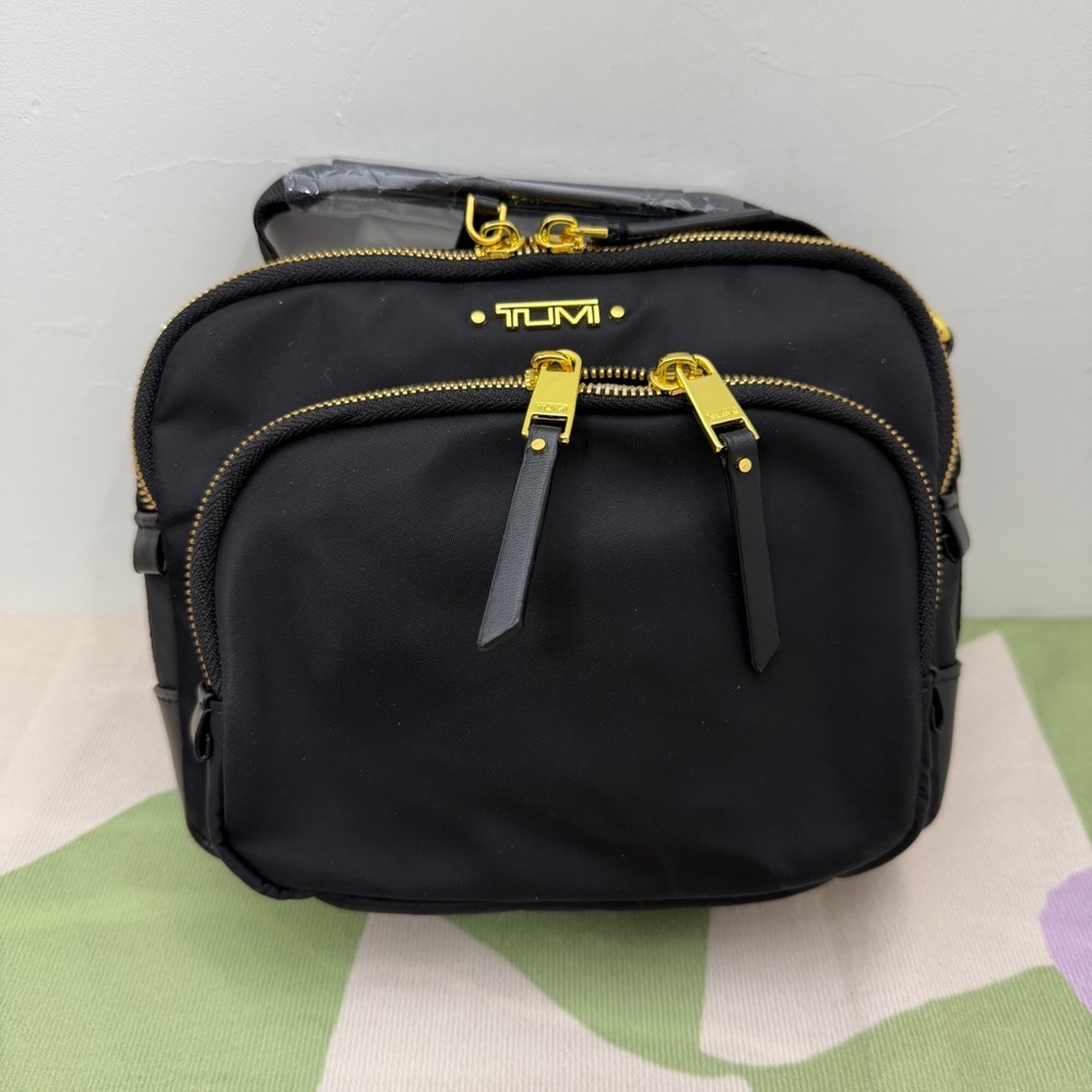 🌞 TUMI Alpha Bravo Women’s Crossbody Bag